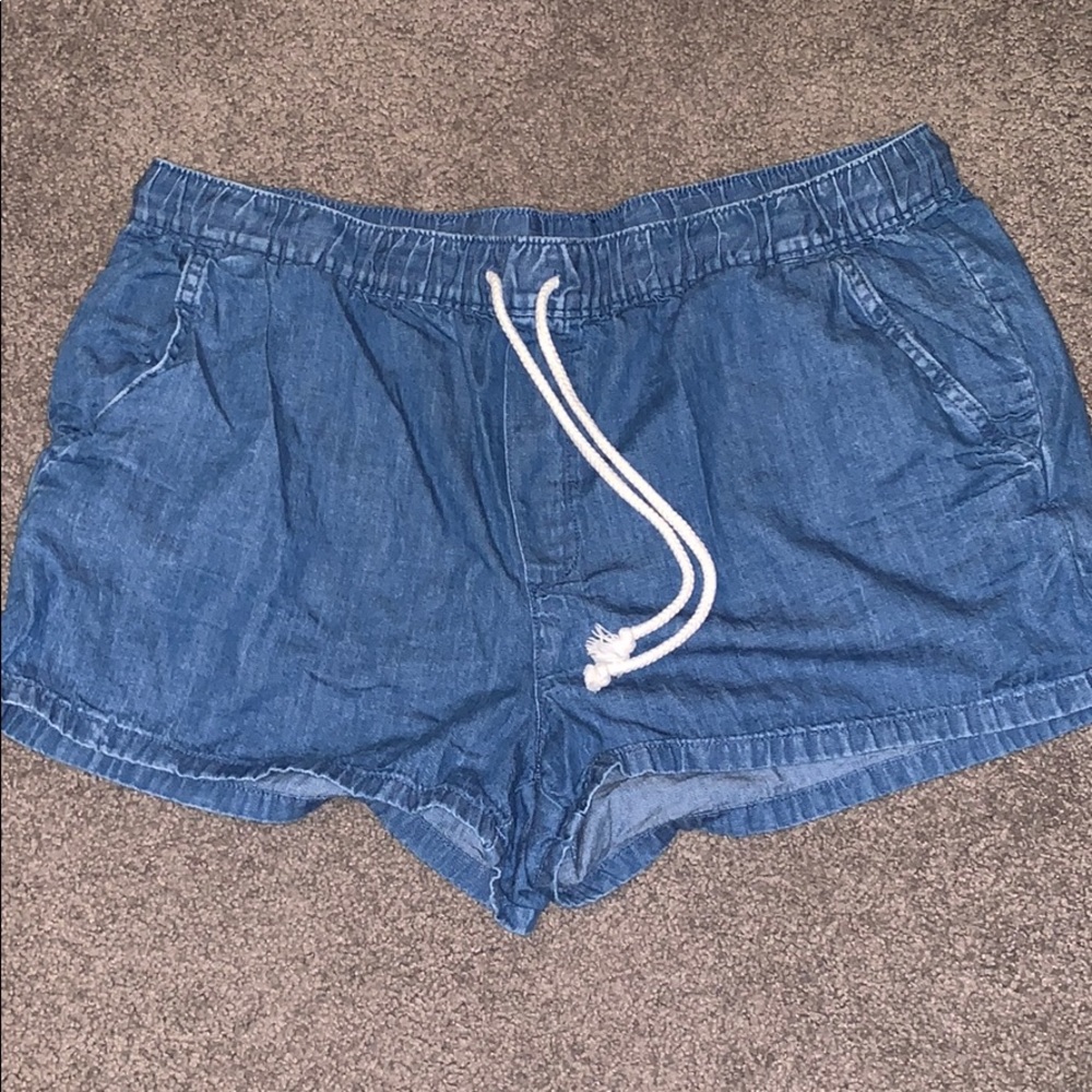 Aerie soft shorts with tie